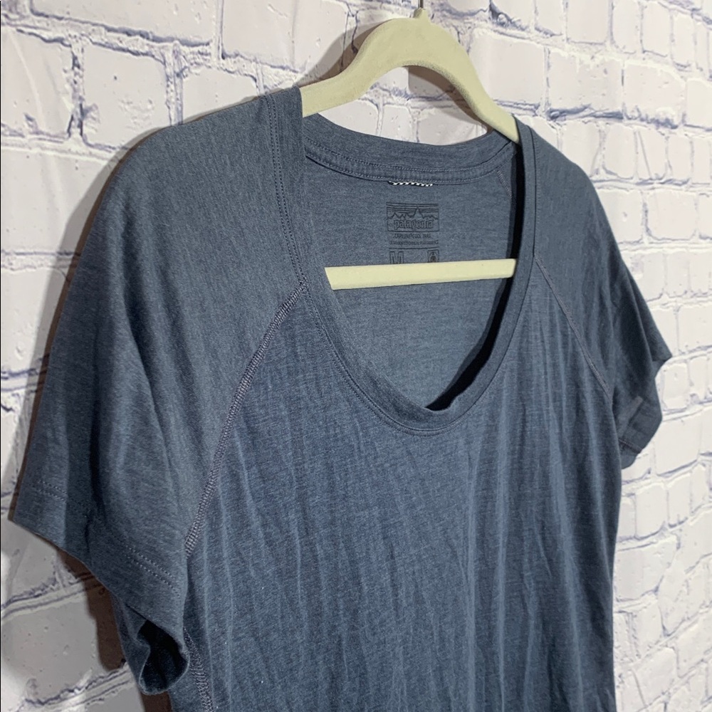Patagonia Womens Capilene Cool Trail Short-Sleeve Top Blue Size M Outdoor Casual - Picture 3 of 6